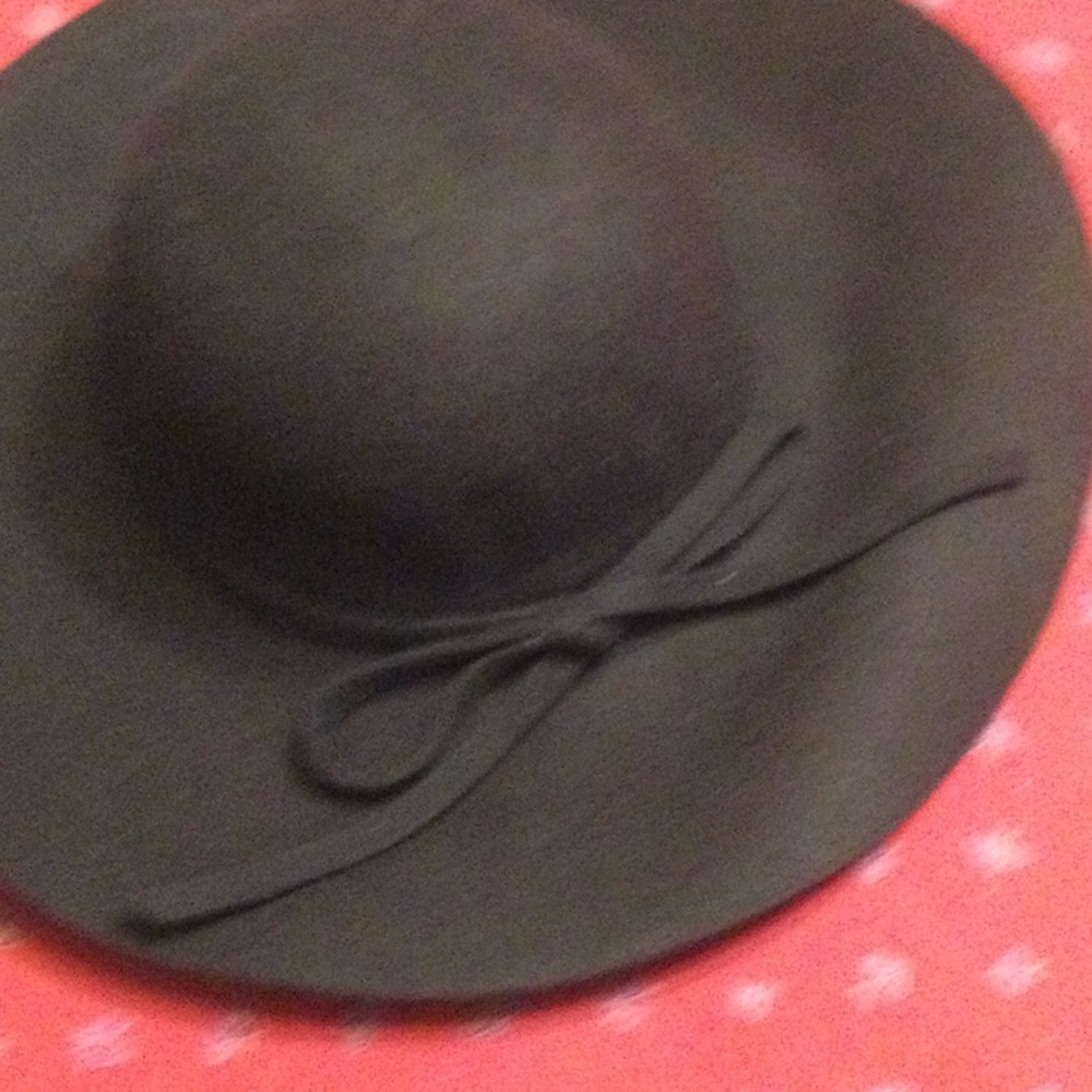 Wool lane hat